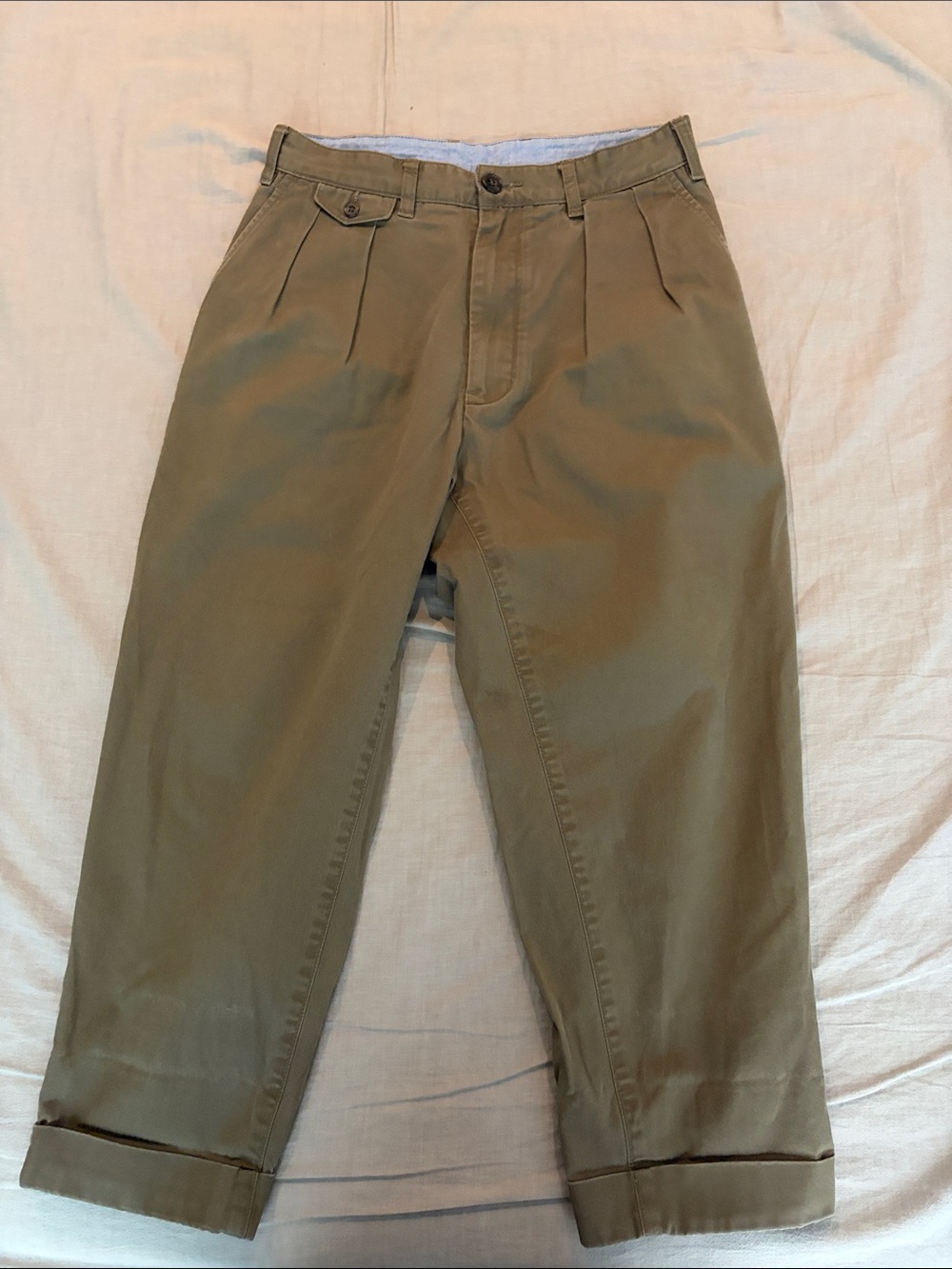Pleated Men's Chino Pants in Olive Green